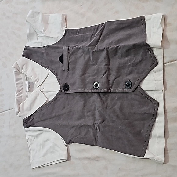 Bundle of 2 Outfits - Picture 7 of 13